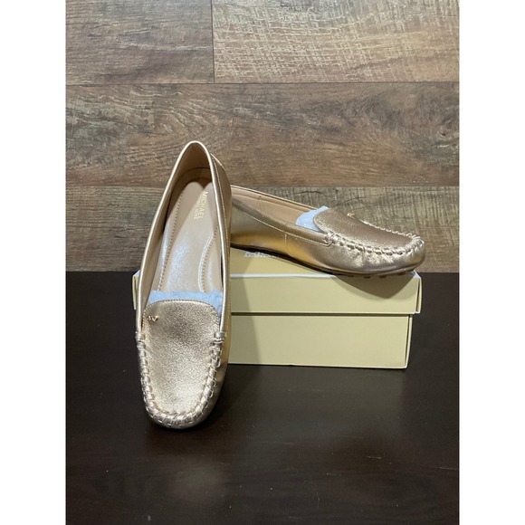 Michael Kors Gold Metallic Leather Loafer Moccasin Driving  Shoes size 8.5m - Picture 1 of 3